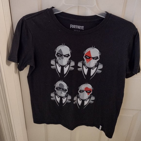Boys L Fortnite shirt - Bundle and save! - Picture 1 of 4